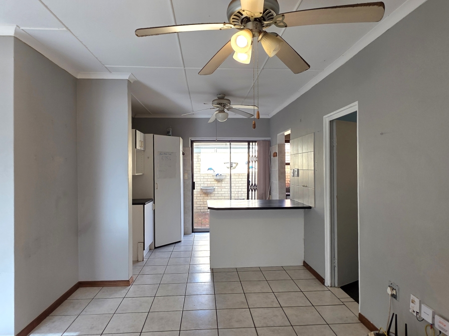 2 Bedroom Property for Sale in Jeffreys Bay Central Eastern Cape